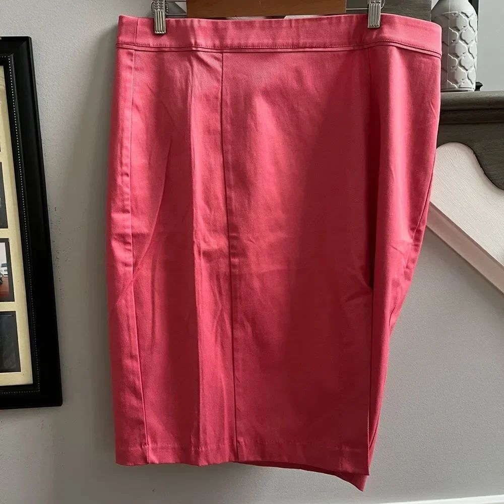 New York & Co. 7th Ave Pink Twill Stretch Skier sz 18 EUC